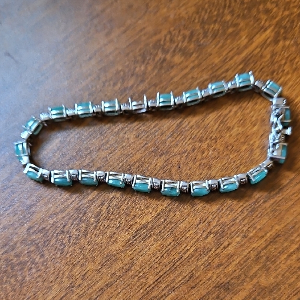 EMERALD/STERLING  Tennis Style Bracelet